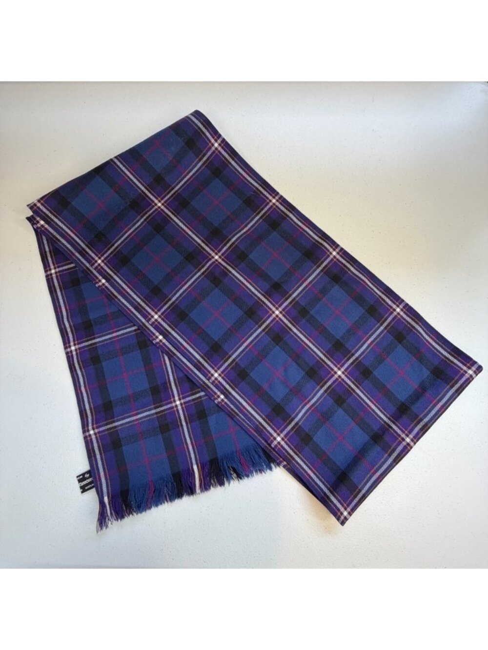 STRATHMORE 100% WOOL Tartan Scarf Made in Scotland Purple Blue Plaid Fringe Mens